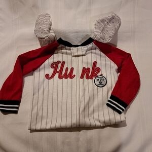 Carter's NWOT footue pajama 18 months